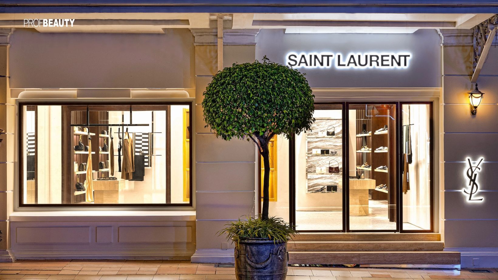 Saint Laurent trở lại thị trường Việt Nam sau 2 năm vắng bóng