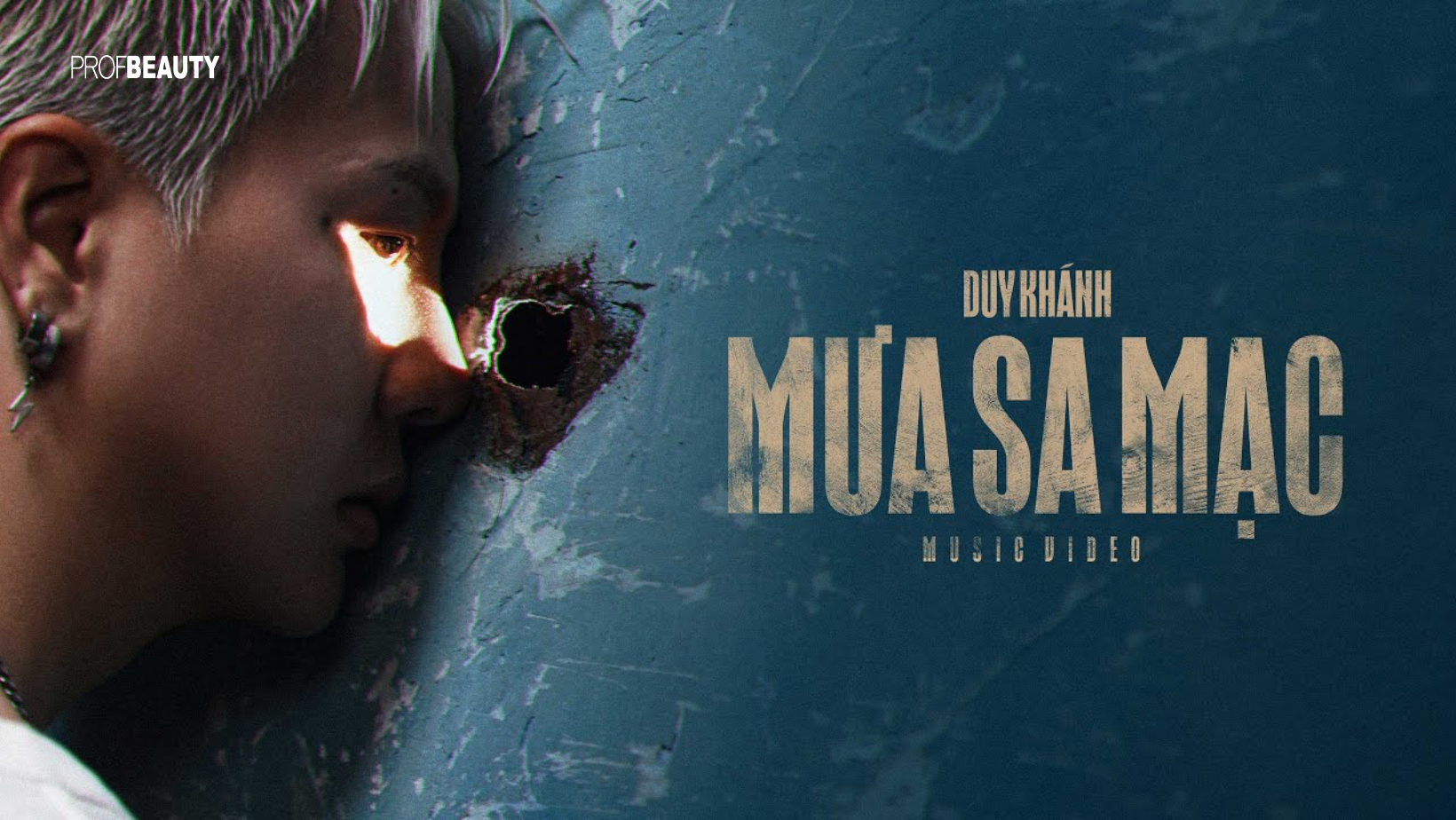 Duy Khánh ZhouZhou gây ấn tượng với MV "Mưa sa mạc"