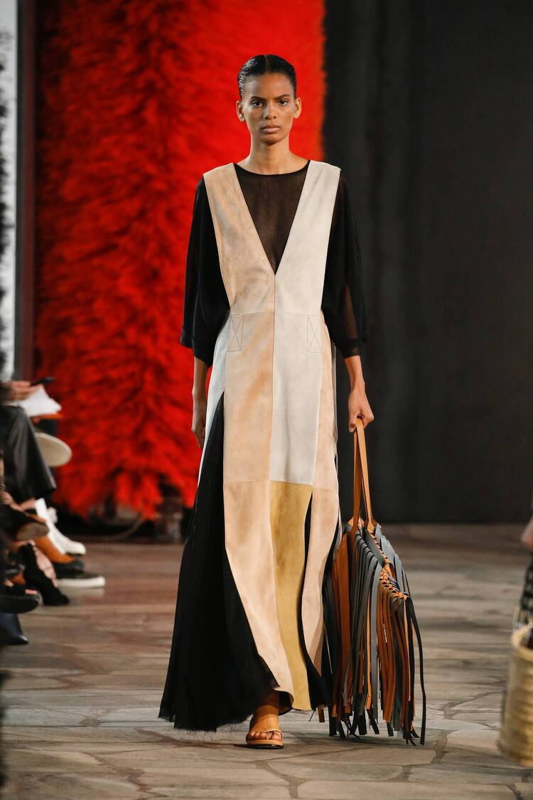 quy-loewe-foundation-nhan-ho-so-giai-thuong -loewe-foundation-2025-6