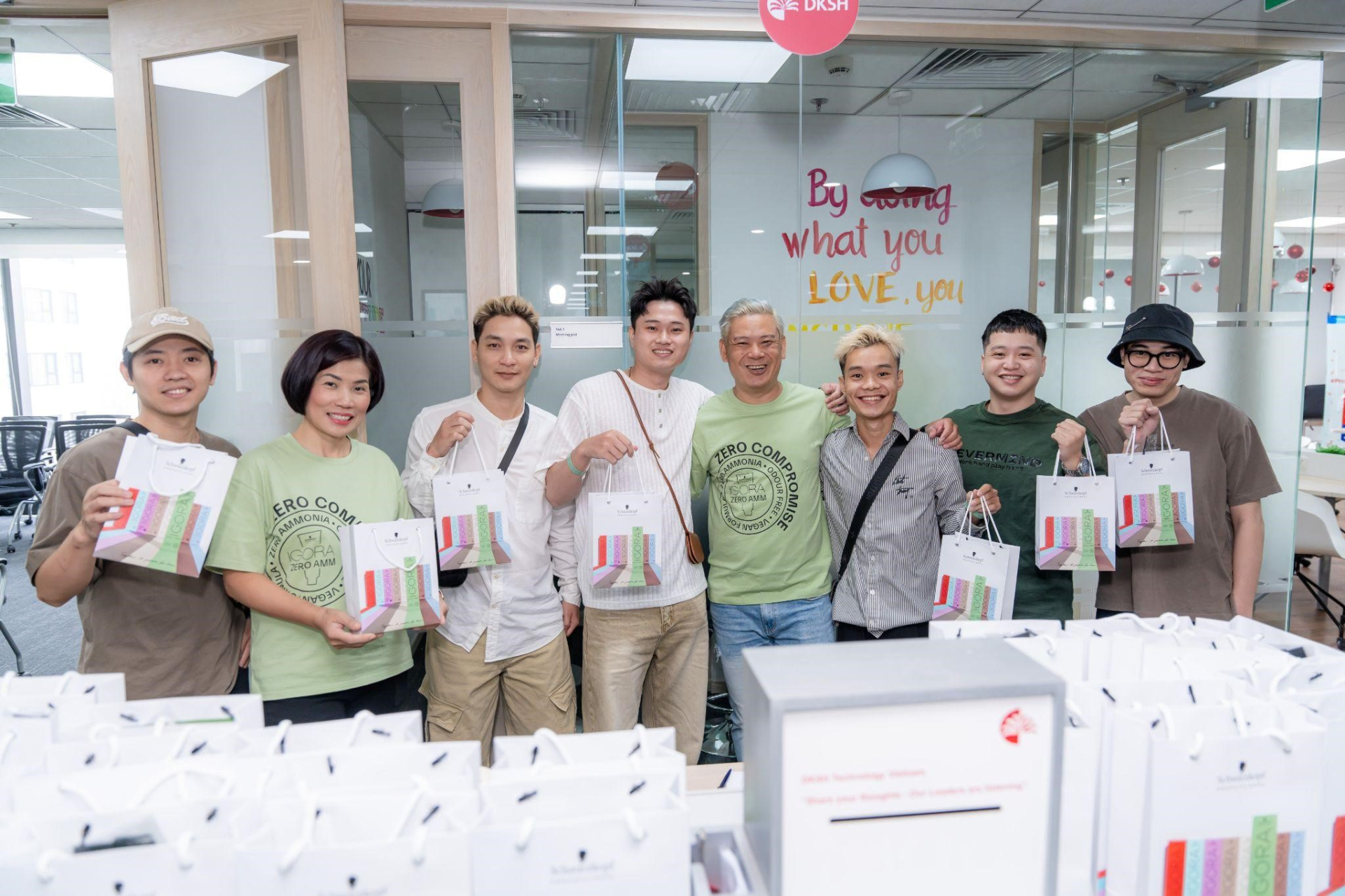 ra-mat-mau-nhuom-igora-zero-amm-khong-ammonia-tai-viet-nam-buoc-tien-vuot-bac-trong-viec-nhuom-toc-an-toan-2