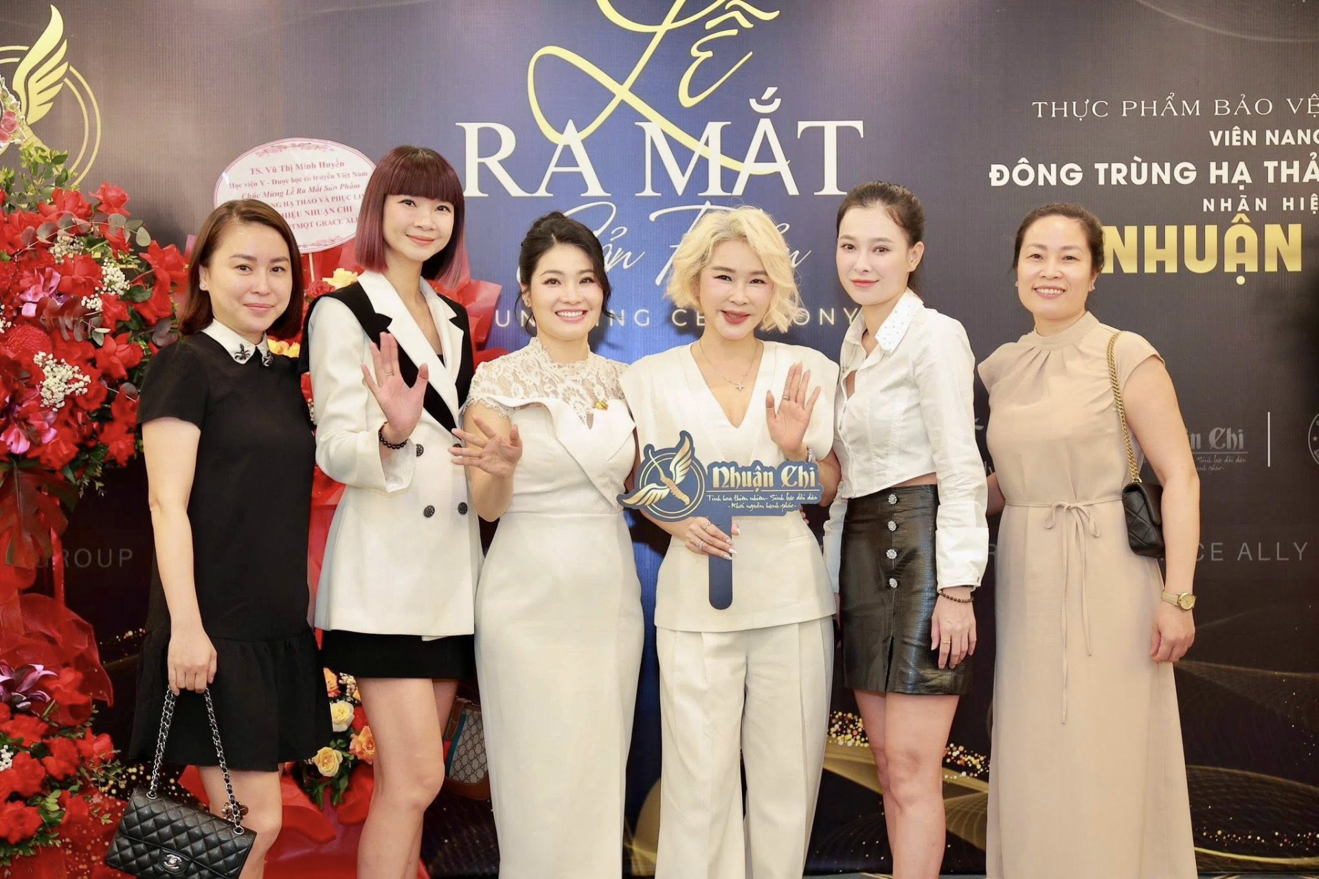 vien-nang-nhuan-chi-tinh-hoa-duoc-thao-tu-cao-nguyen-thanh-tang-3