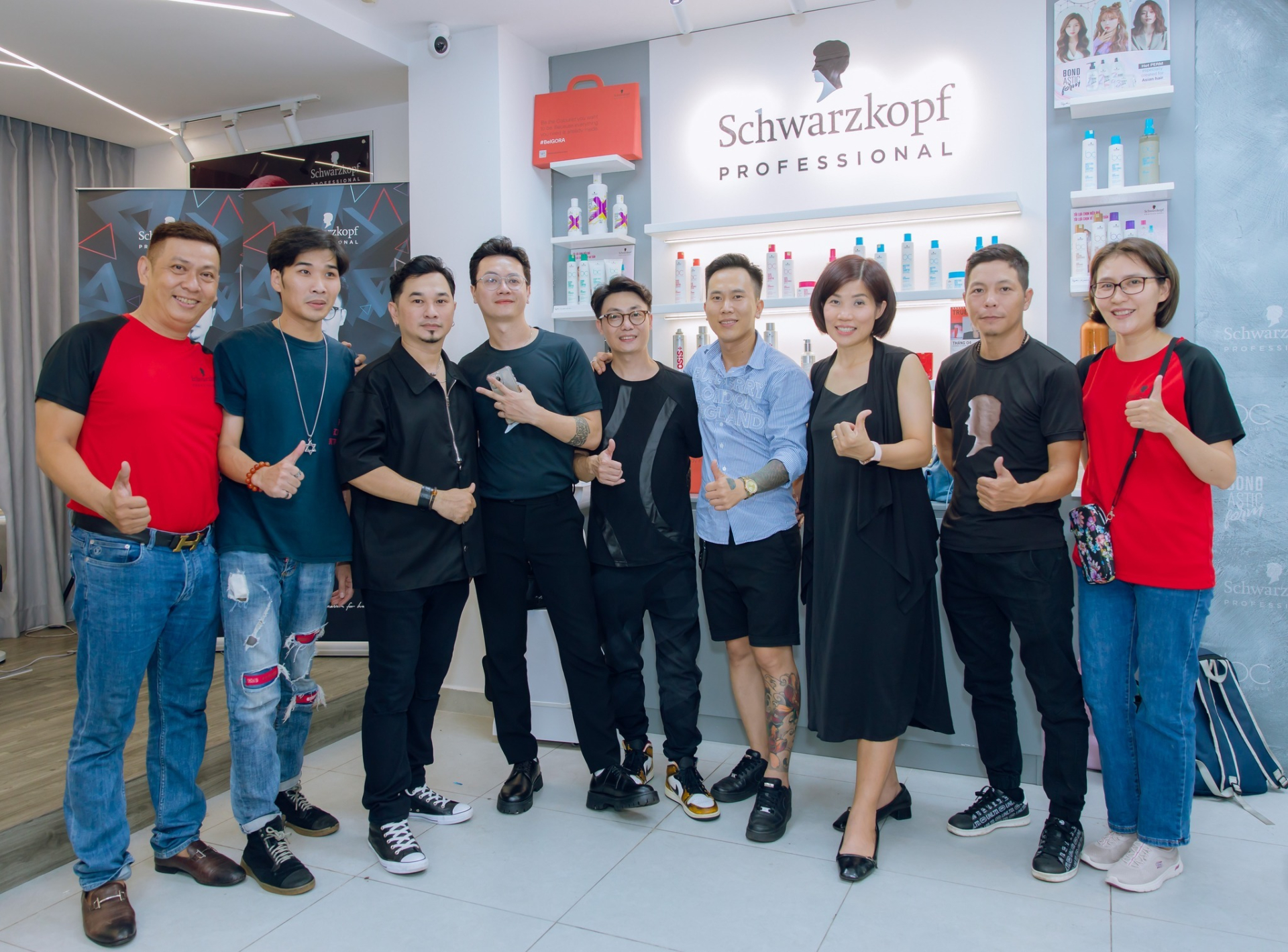 434707371_856980286471995_211391