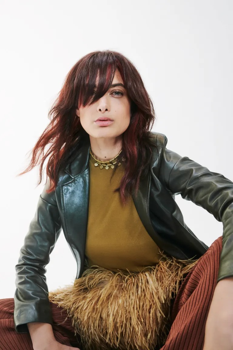 KV_EL_TREND_03_MODEL_05_SAMIRA_0