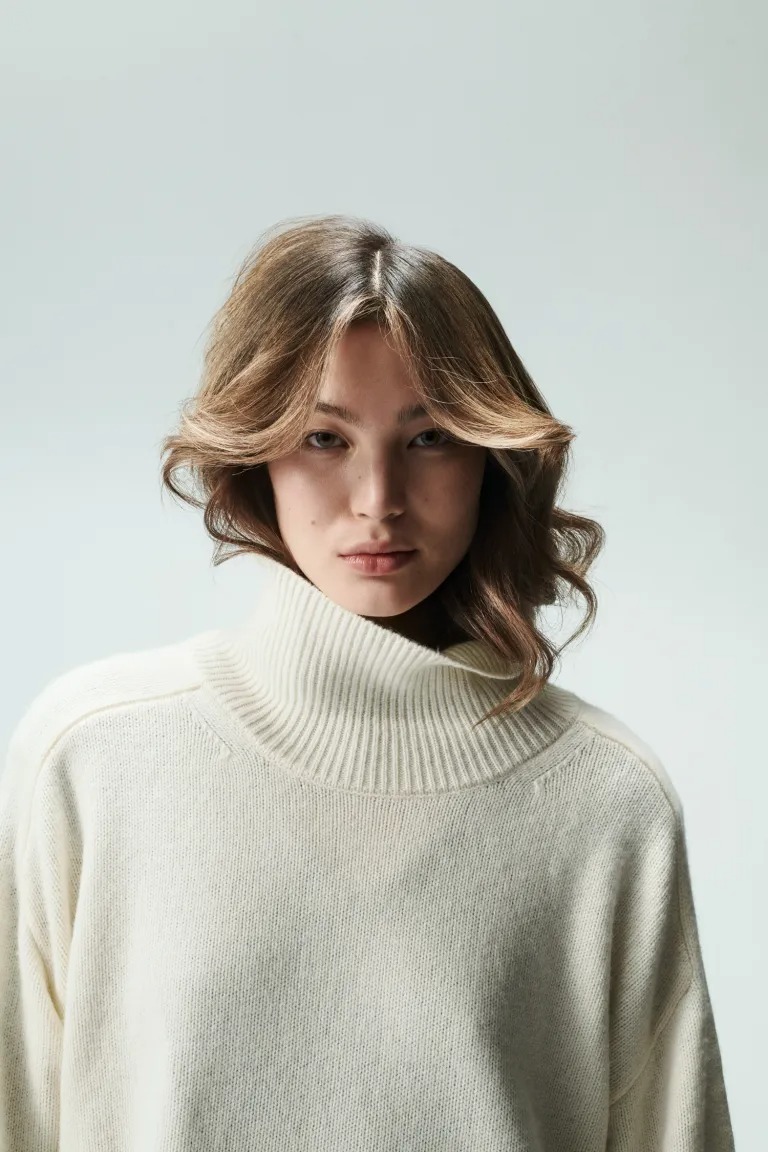 KV_EL_TREND_03_MODEL_06_SARAH_01