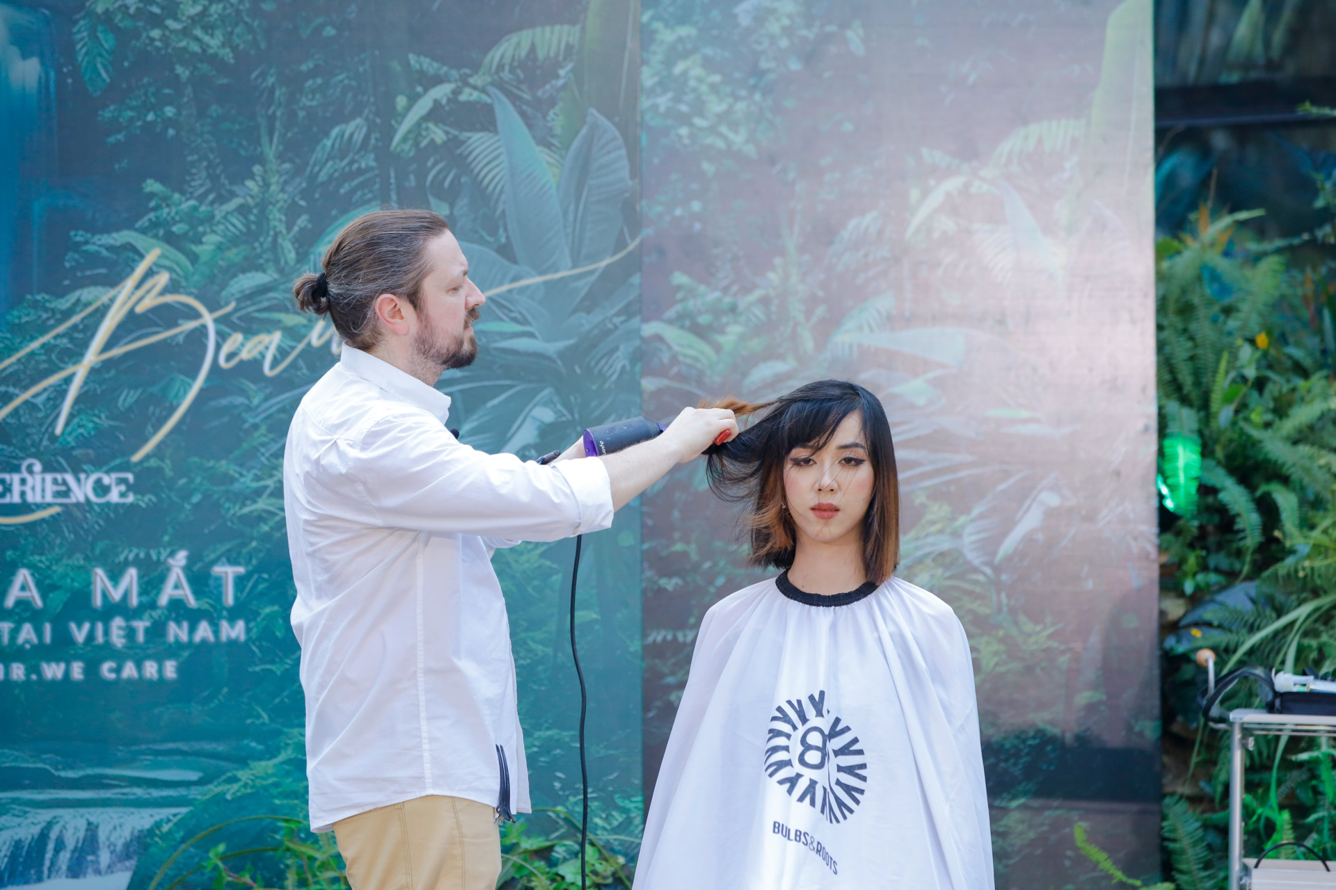 Le-ra-mat-BulbsandRoots8