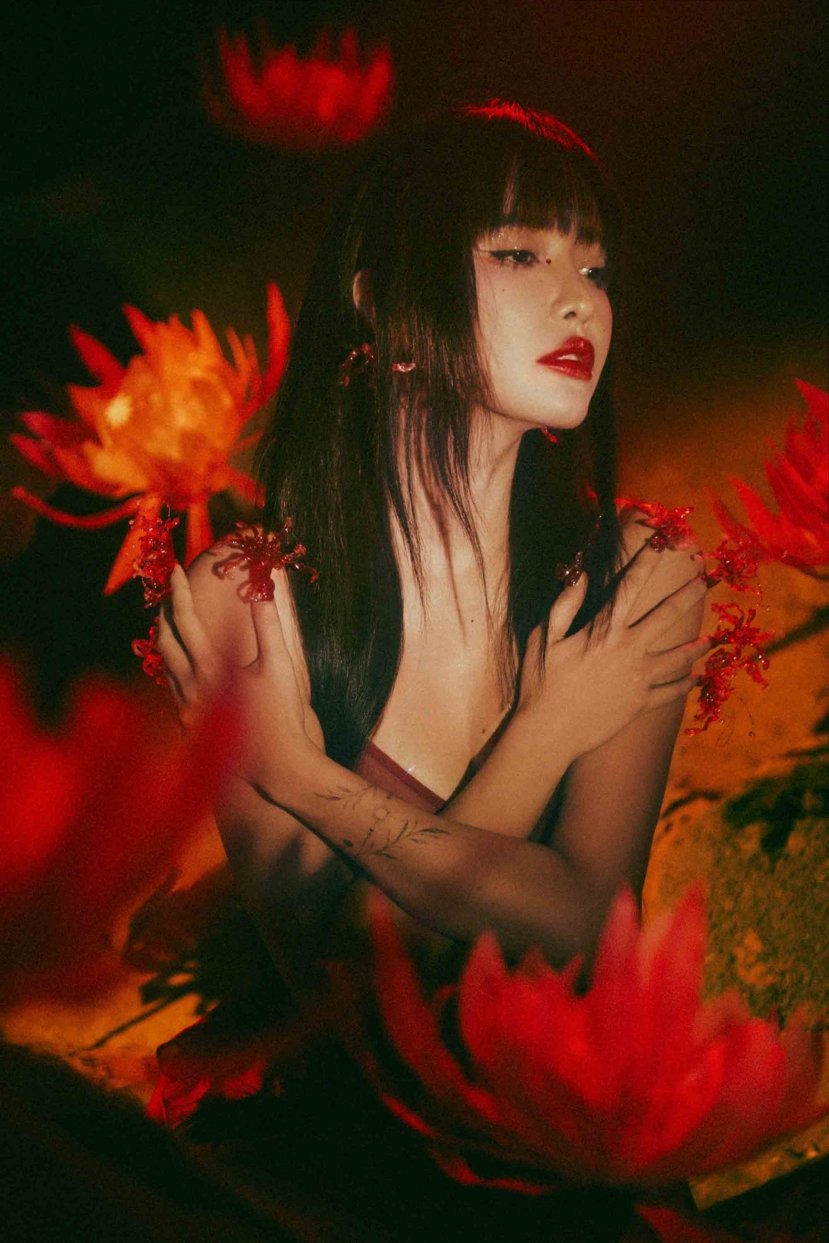 bich-phuong-he-lo-dang-lam-viec