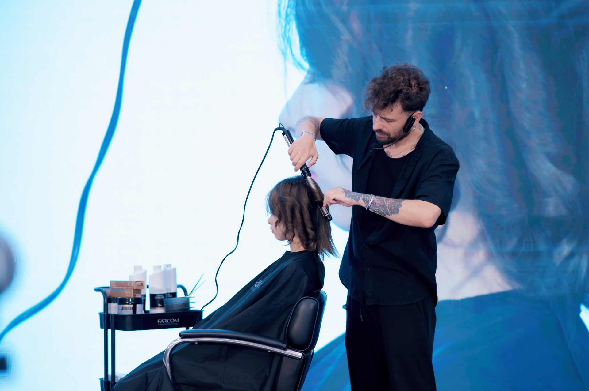 httpsprofbeauty.vncreative-color-bung-no-sang-tao-cung-mau-hy-lap03