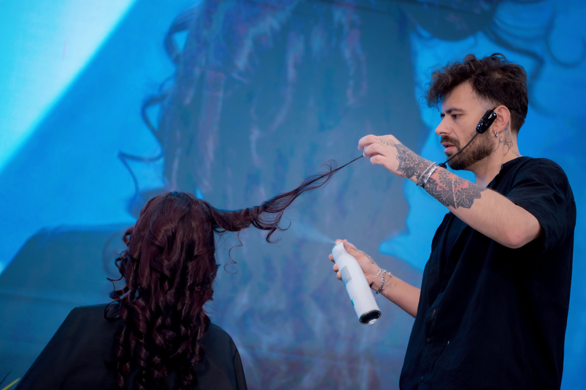 httpsprofbeauty.vncreative-color-bung-no-sang-tao-cung-mau-hy-lap04