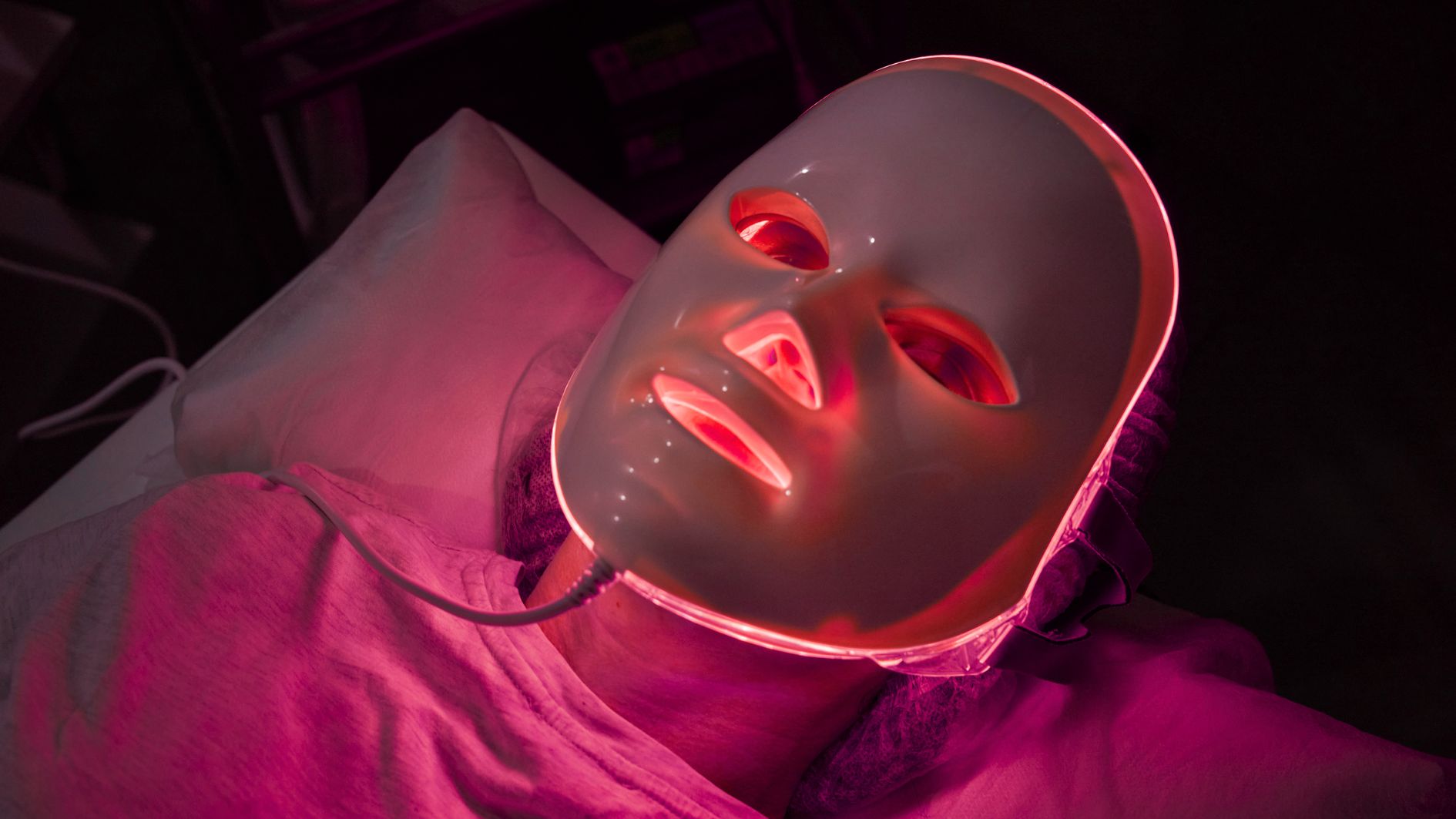 10-phuong-phap-lam-dep-tot-nhat-duoc-bac-si-simon-ourian-binh-chon-1