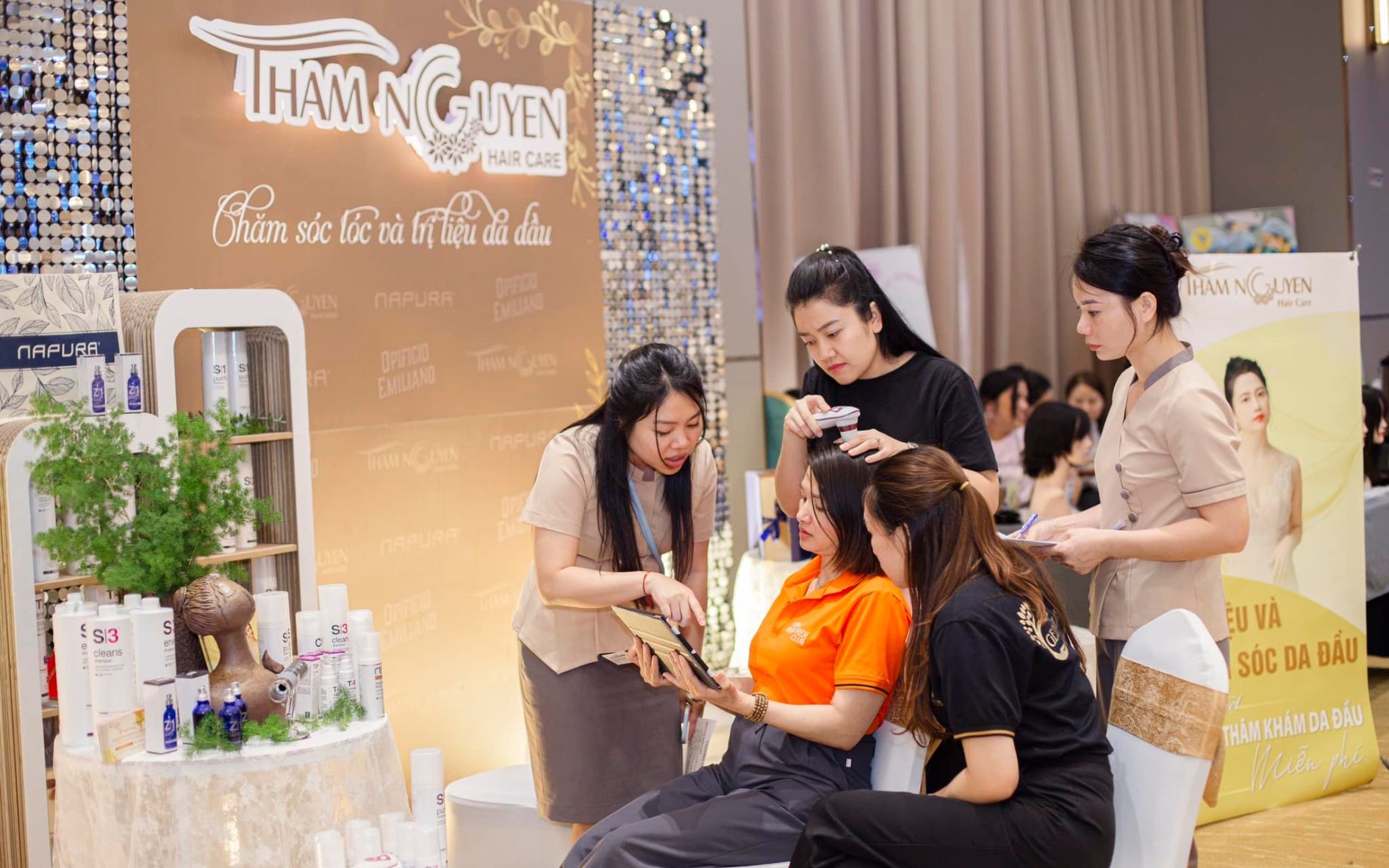 chuyen-gia-tham-nguyen-20-nam-cong-hien-cho-nganh-toc-viet-4