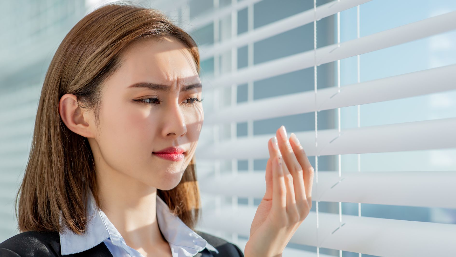 dung-kem-duong-ban-dem-cho-ban-ngay-loi-hay-hai-4