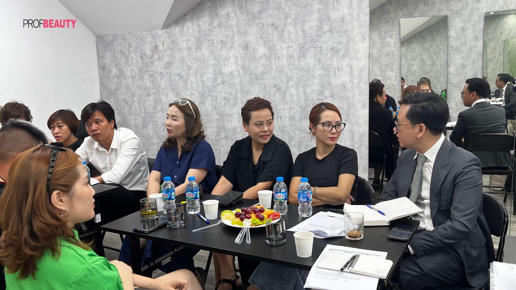 Toạ đàm đào tạo ngành tóc Việt Nam: Hướng tới chuyên nghiệp hóa và phát triển bền vững.