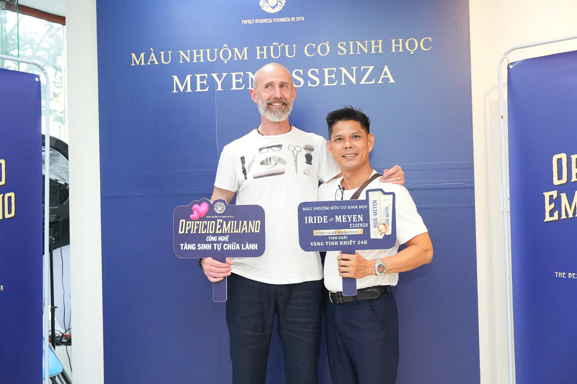 chuyen-gia-y-mang-bi-mat-mau-nhuom-sinh-hoc-den-viet-nam-chuan-bi-cho-man-ra-mat-mau-nhuom-meyen-essenza-11