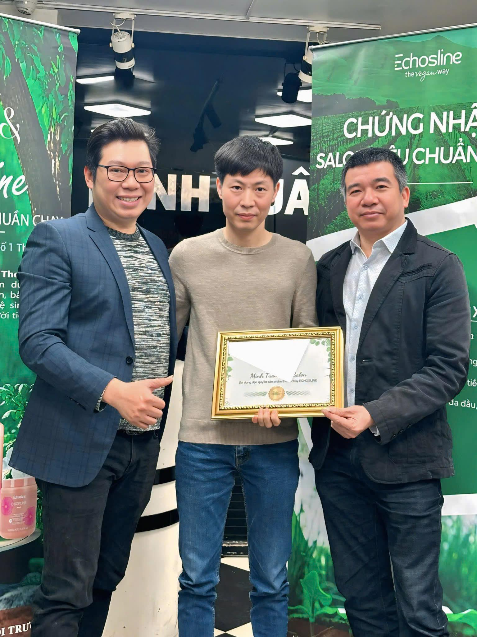 echosline-to-chuc-le-trao-chung-nhan-salon-tieu-chuan-xanh-3