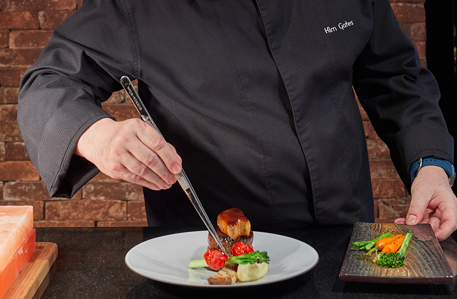 garden-of-love-trien-lam-cuoi-dau-tien-tai-pullman-hai-phong-grand-hotel-7