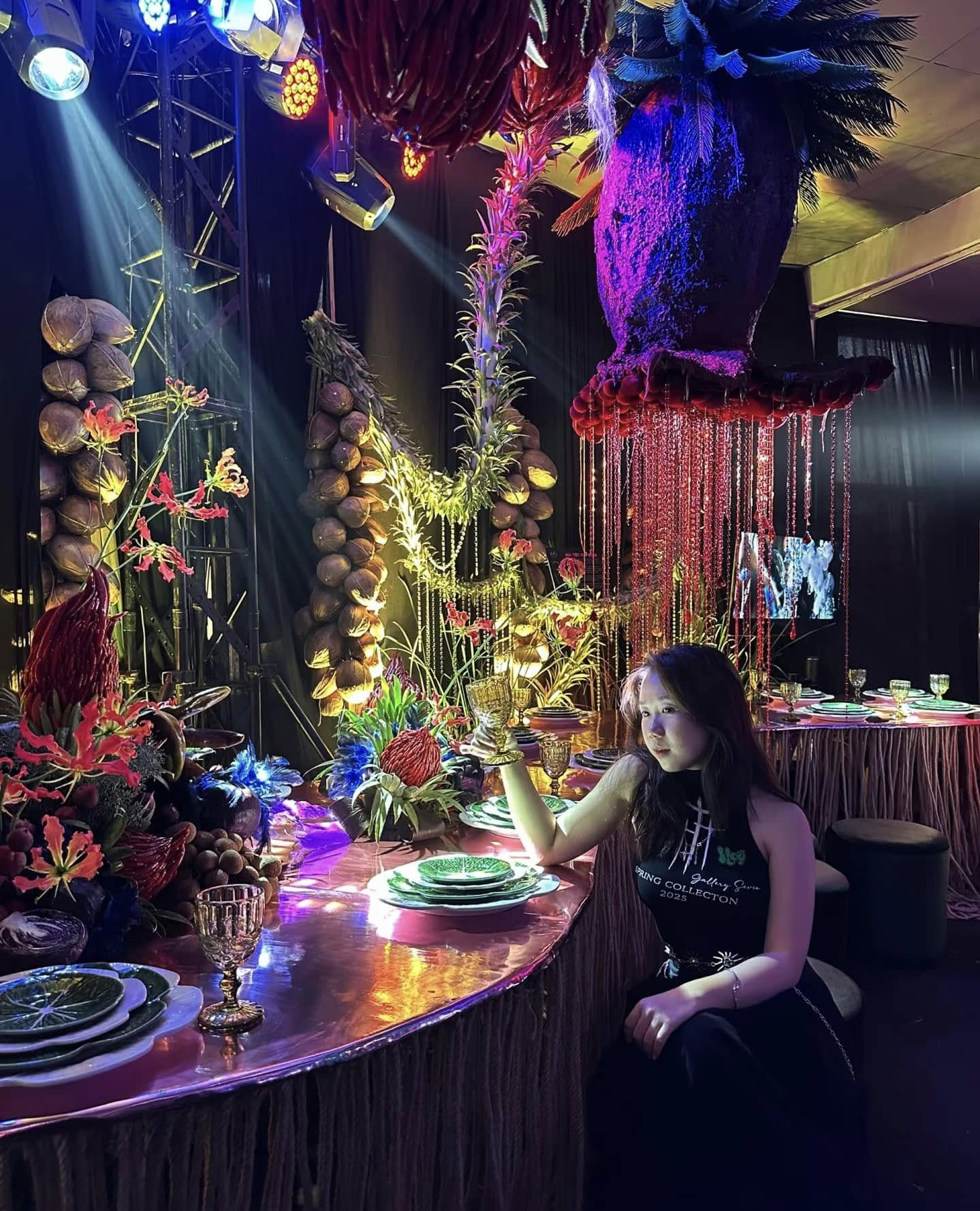 ngo-roi-moi-thay-mot-trien-lam-khong-dan-loi-nhung-ai-cung-tim-duoc-chinh-minh-3