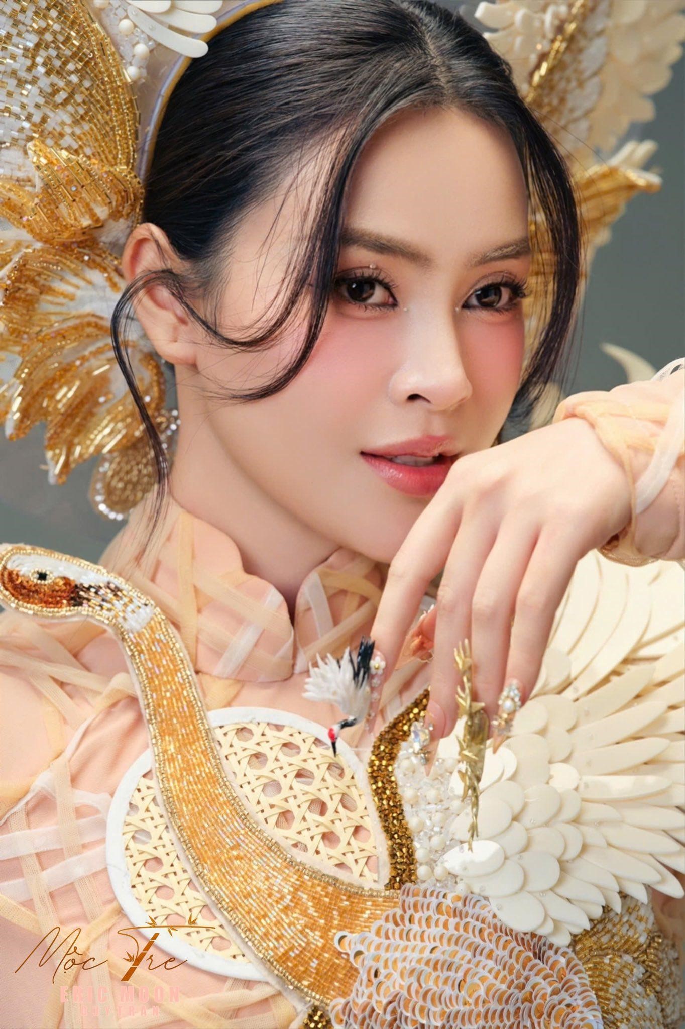 ntk-eric-moon-ra-mat-ao-dai-moc-tre-lay-cam-hung-tu-nghe-may-tre-dan-2