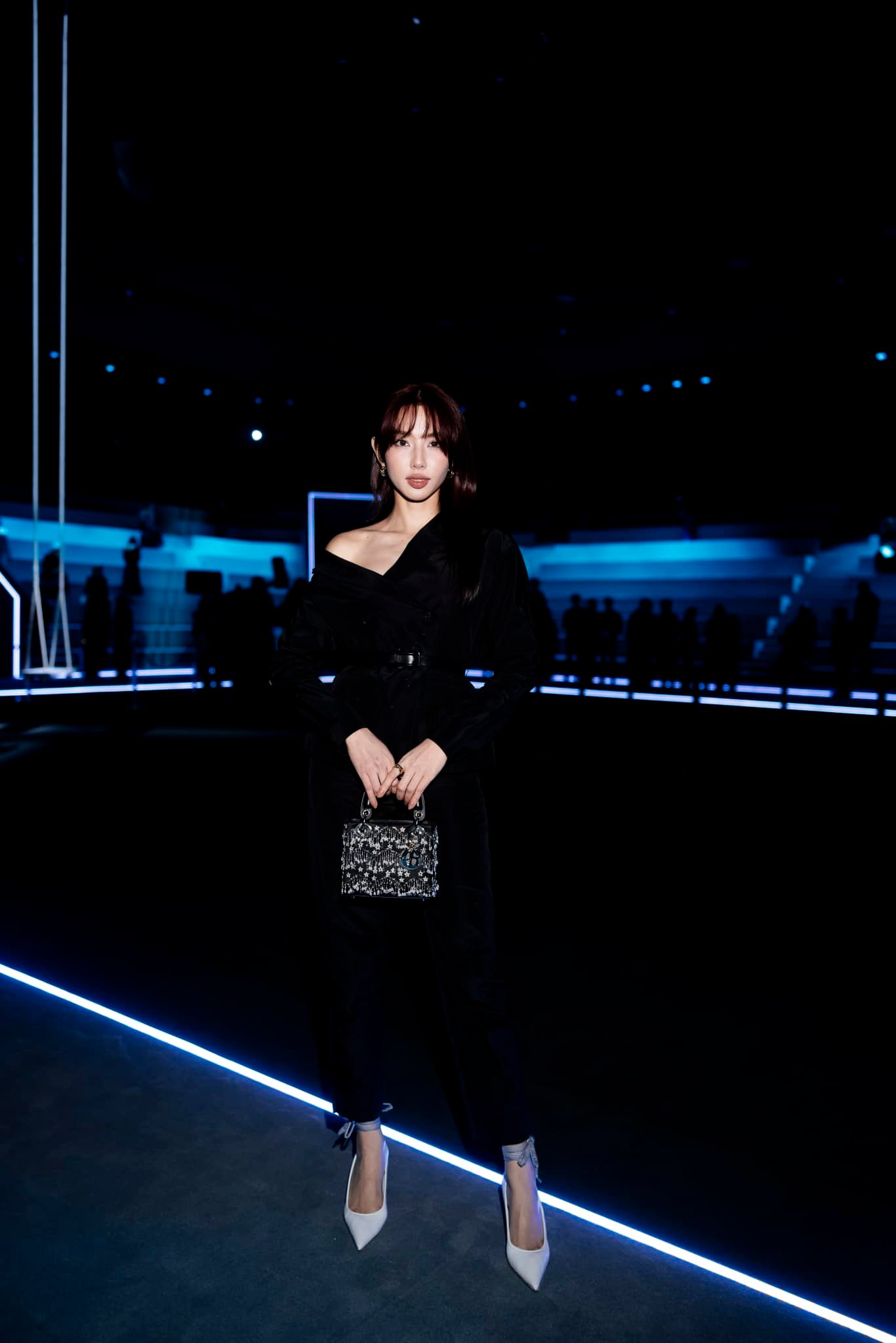 thuy-tien-lan-dau-xuat-hien-tai-show-dior-voi-vai-tro-friend-of-house-7