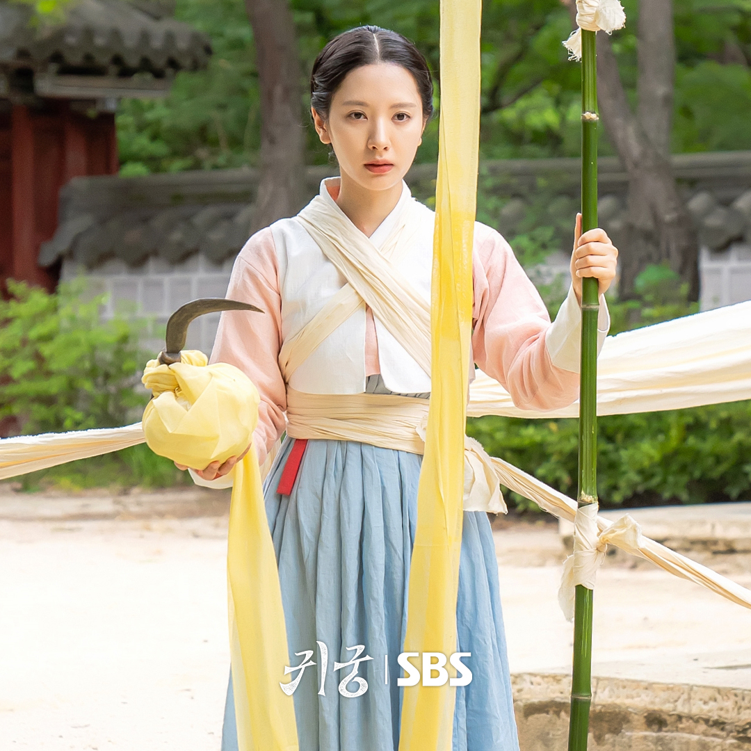 tuyet-chieu-giup-kim-ji-yeon-duy-tri-ve-dep-rang-ngoi-o-tuoi-29