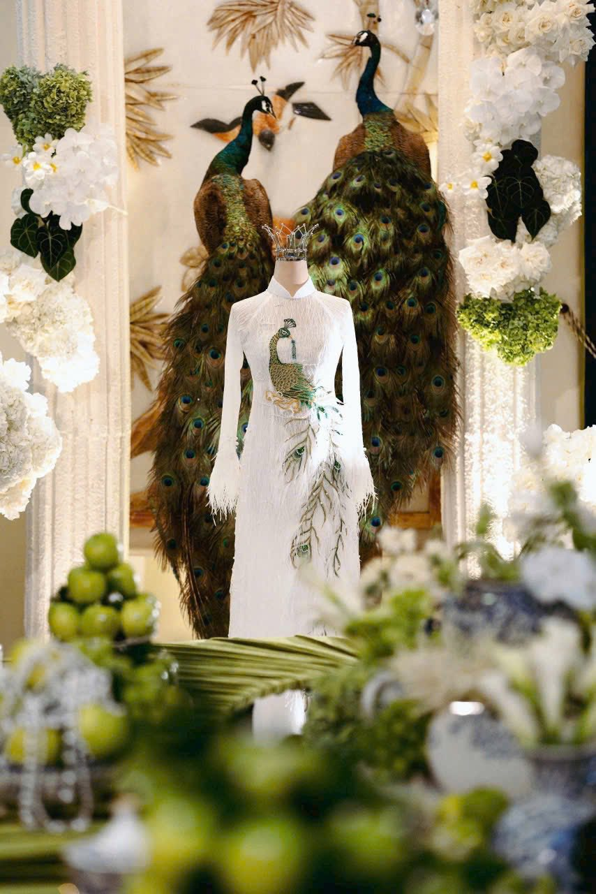 vo-viet-chung-ra-mat-50-mua-hoa-khi-ao-dai-ke-chuyen-50-nam-hoa-binh-3