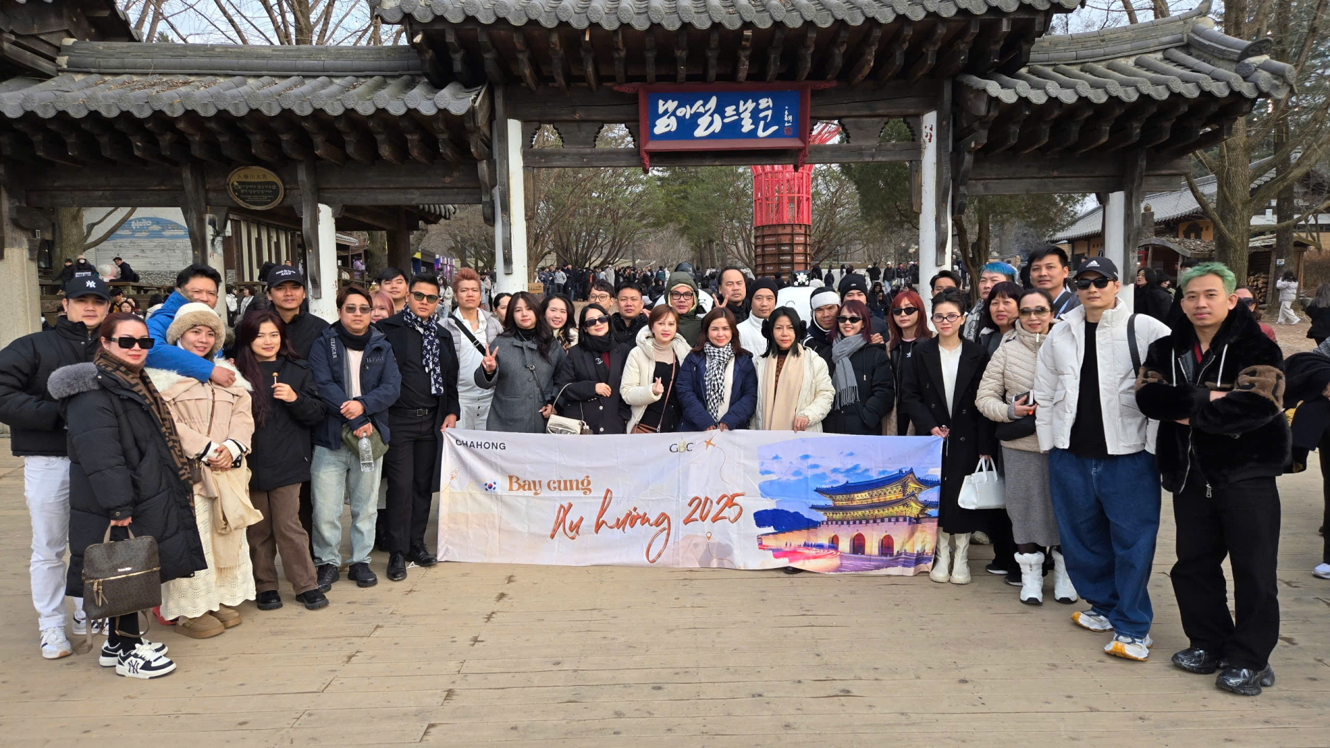 bay-cung-xu-huong-2025-hanh-trinh-cham-den-cam-hung-moi-cua-nganh-toc-4