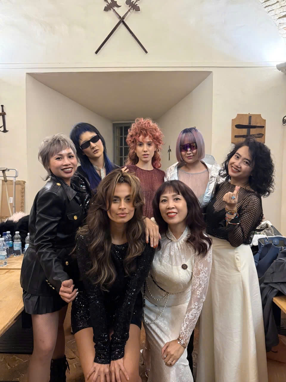 khat-vong-viet-tren-dat-y-hanh-trinh-cua-nhung-nha-tao-mau-viet-tai-hairshow-prospettive-party-2025-12-3