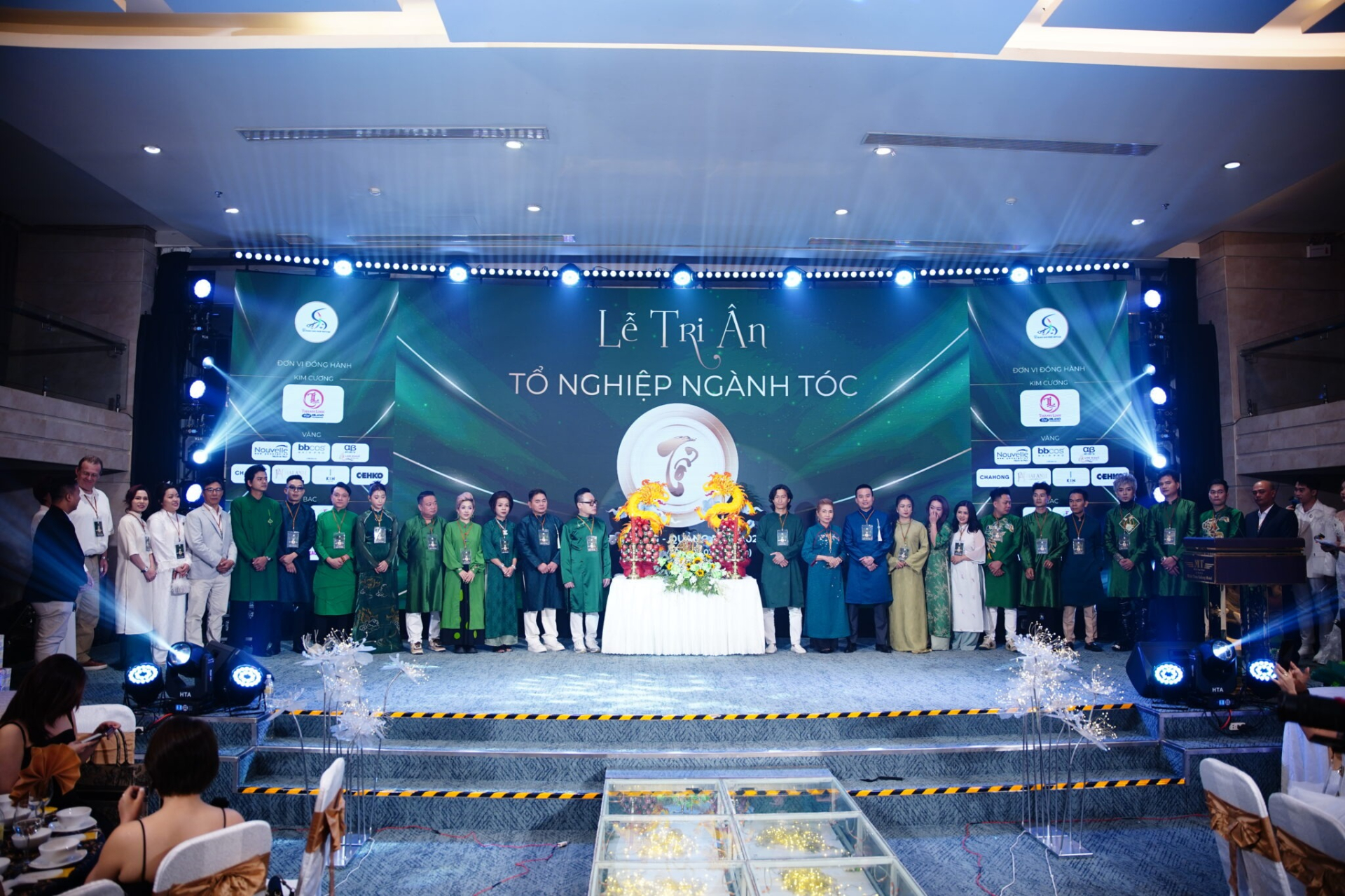 le-tri-an-to-nghiep-2025-dau-an-van-hoa-nghe-toc-tu-clb-toc-song-han-15