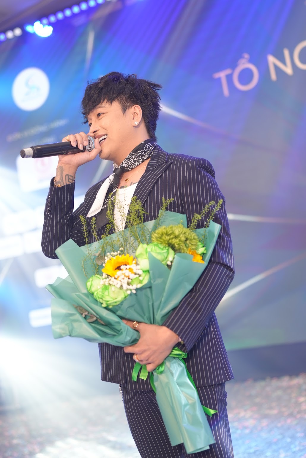 le-tri-an-to-nghiep-2025-dau-an-van-hoa-nghe-toc-tu-clb-toc-song-han-3