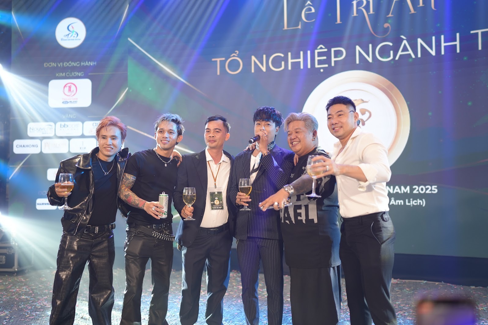 le-tri-an-to-nghiep-2025-dau-an-van-hoa-nghe-toc-tu-clb-toc-song-han-7