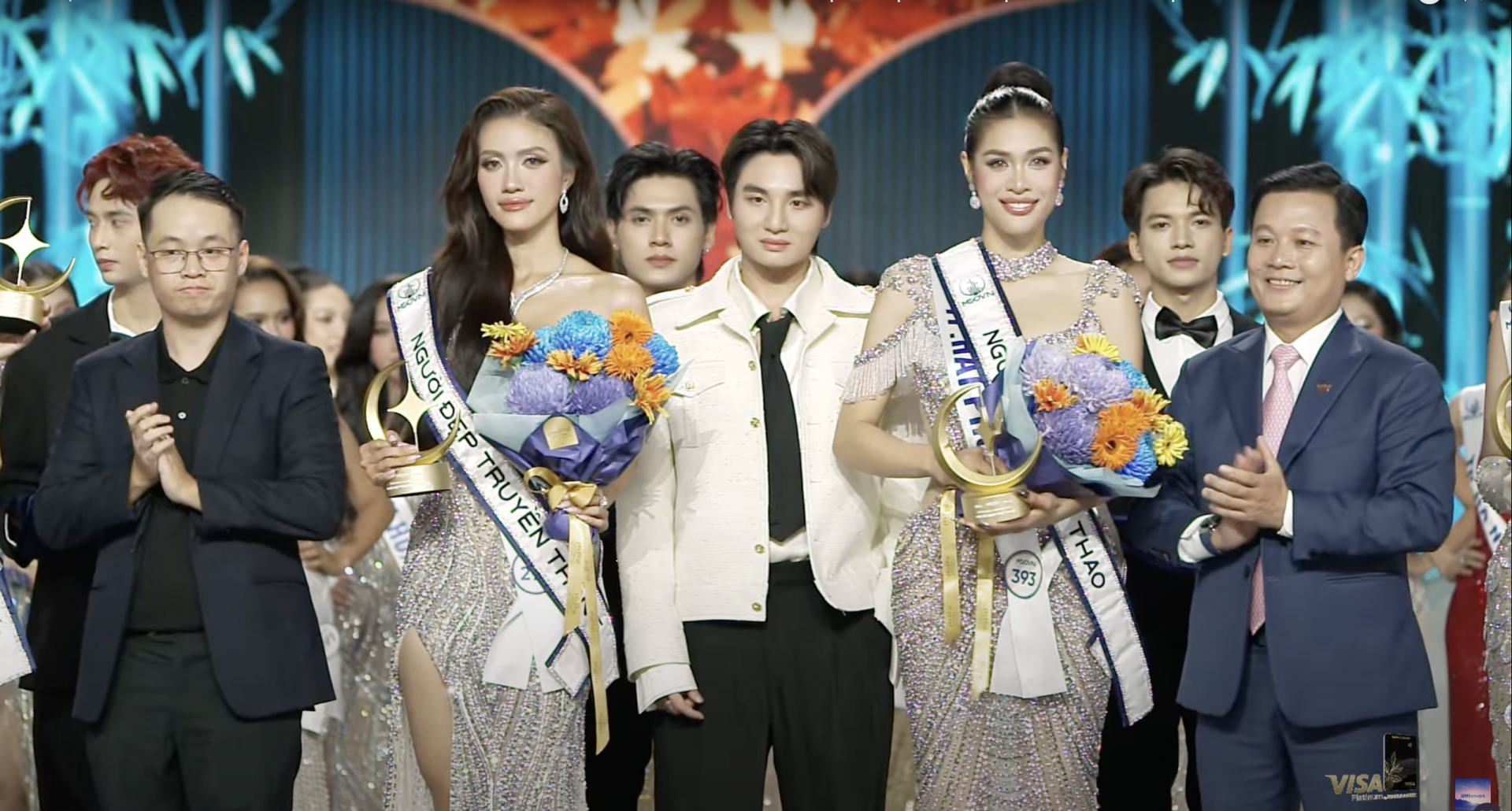 hoa-hau-hoan-vu-cosmo-viet-nam-2025-ve-dep-cua-trai-tim-biet-hanh-dong-8