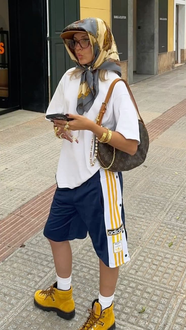 phong-cach-trang-phuc-sporty-chic-cach-the-hien-loi-song-qua-trang-phuc-1