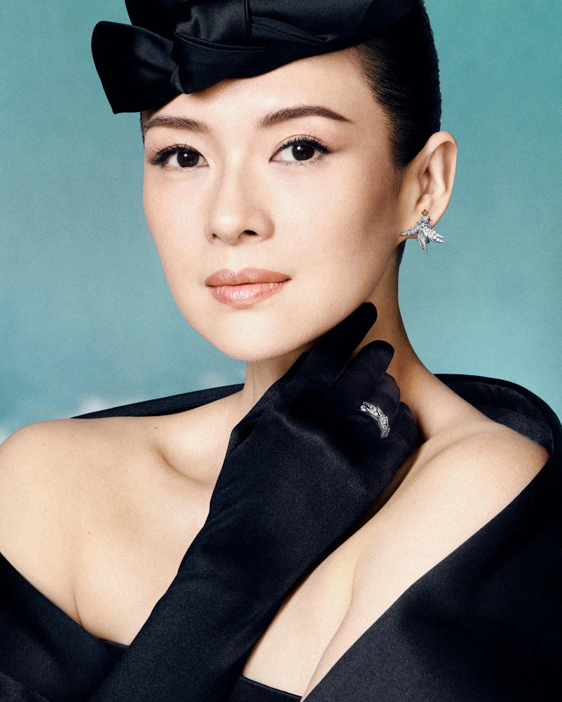 Tiffany-Co-ton-vinh-bieu-tuong-bird-on-a-rock-qua-chien-dich-moi-cung-dai-su-chuong-tu-di-va-abby-champion-9