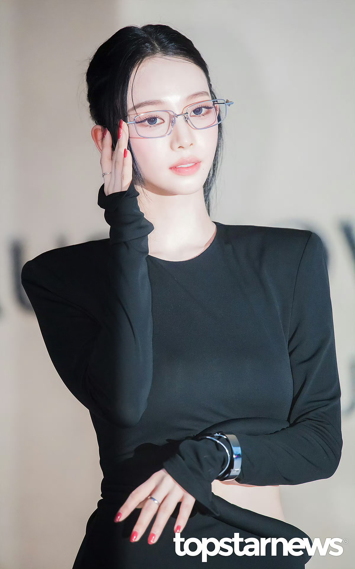 dan-sao-quoc-te-bung-no-visual-tai-su-kien-gentle-monster-3