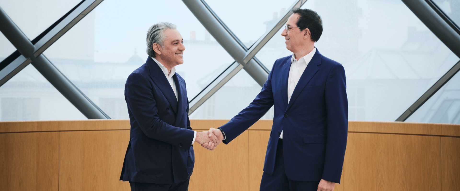 4-thuong-vu-lich-su-loreal-chi-46-ty-usd-thau-tom-mang-lam-dep-cua-kering-dinh-hinh-lai-cuc-dien-nganh-hang-cao-cap