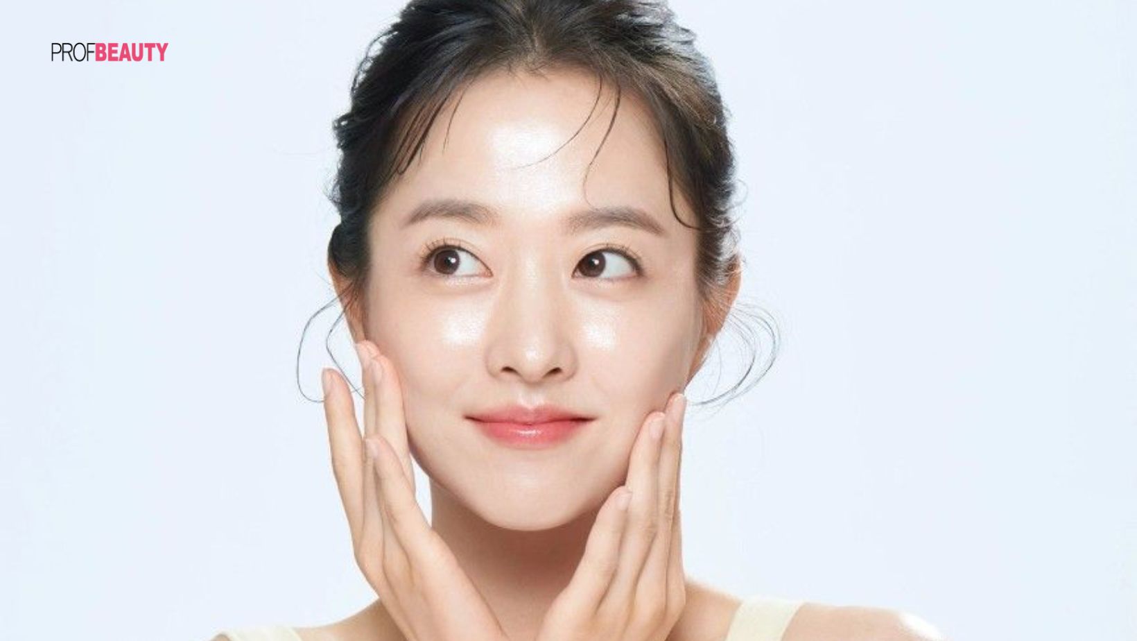 Chăm sóc da dầu mùa hè nóng bức với 4 bước skincare đơn giản