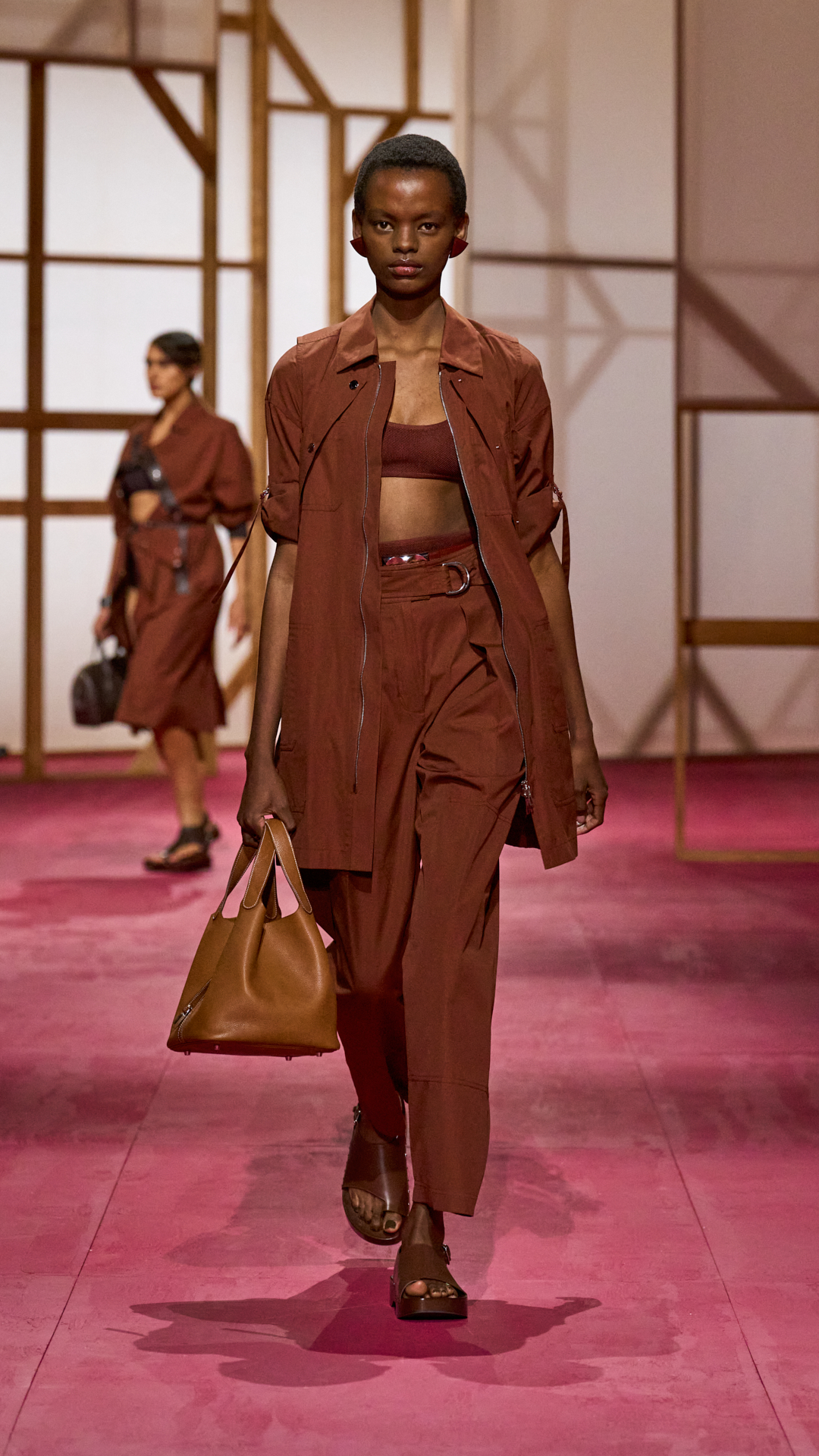 Hermes-ss26-ngon-ngu-cua-su-sang-trong-tinh-lang-10