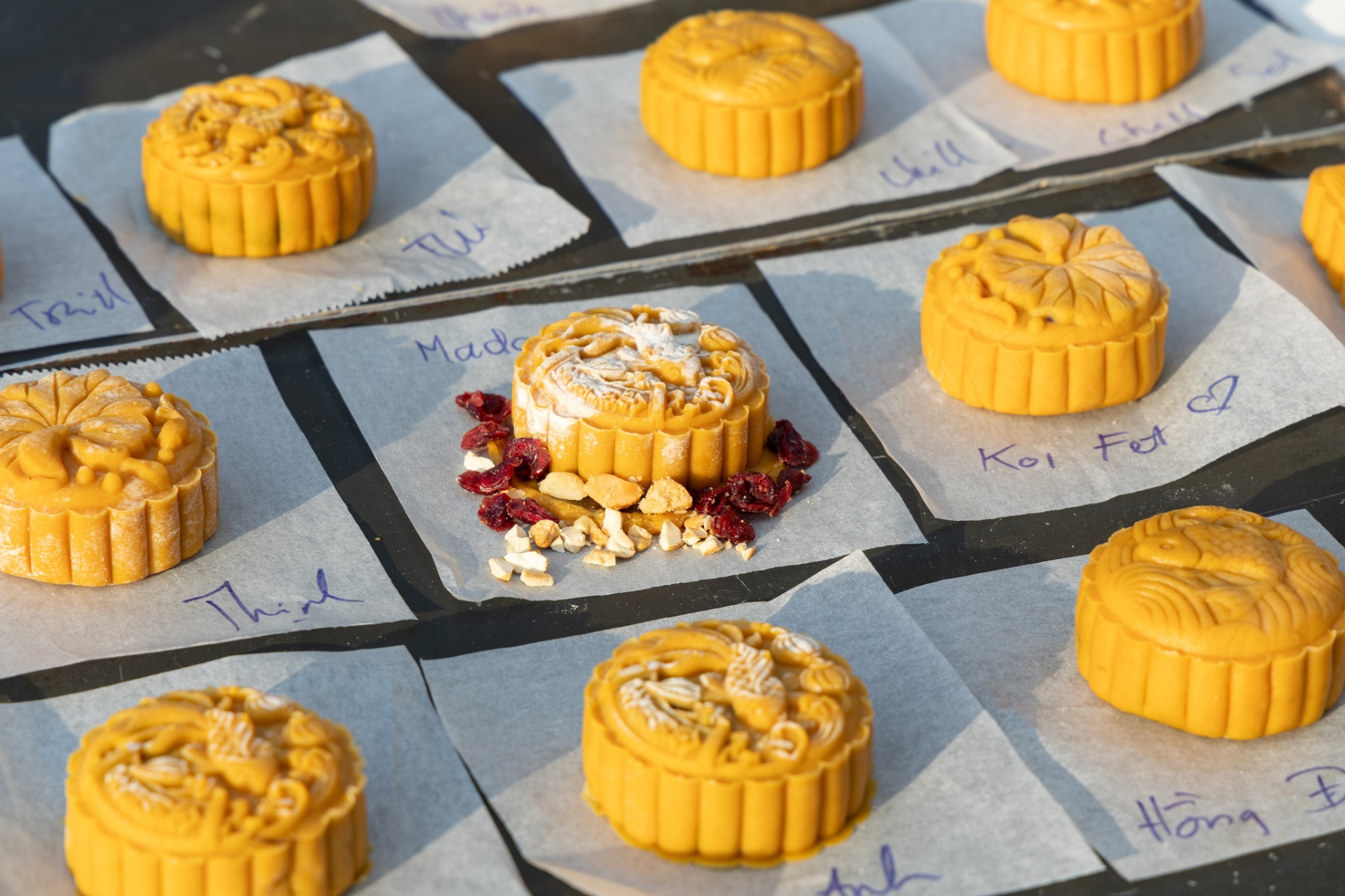 banh-trung-thu-healthy-chic-ngot-ngao-cho-vi-giac-lanh-manh-cho-voc-dang-4