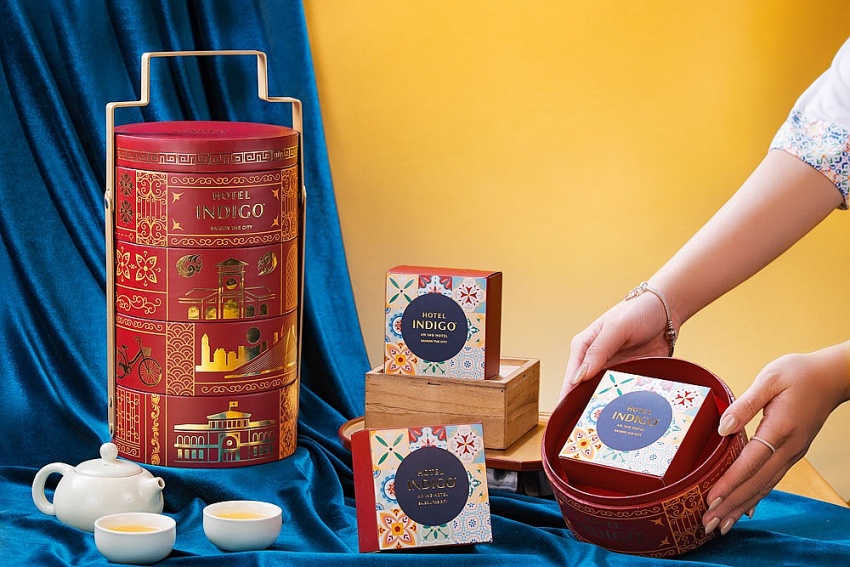 premium-mooncakes-khi-hop-banh-trung-thu-tro-thanh-phu-kien-thoi-trang-phu-kien-thoi-trang-cua-phai-dep-3