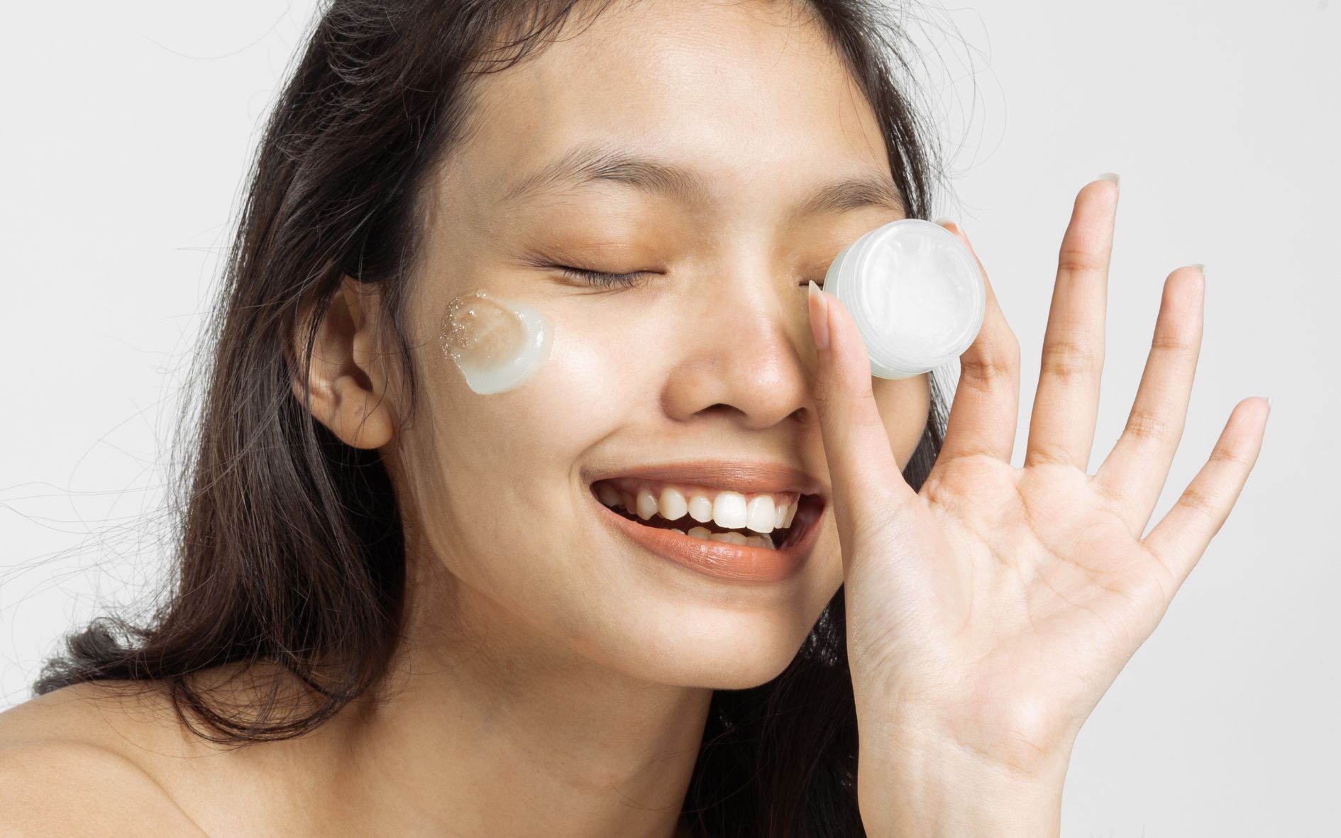 beauty-influencer-nguoi-truyen-cam-hung-hay-ap-dat-tieu-chuan-sac-dep-3