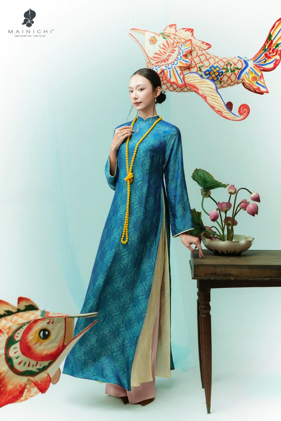 bst-ao-dai-diep-hy-hoa-y-dang-xuan-hien-huu-trong-nhung-khoanh-khac-binh-di-4