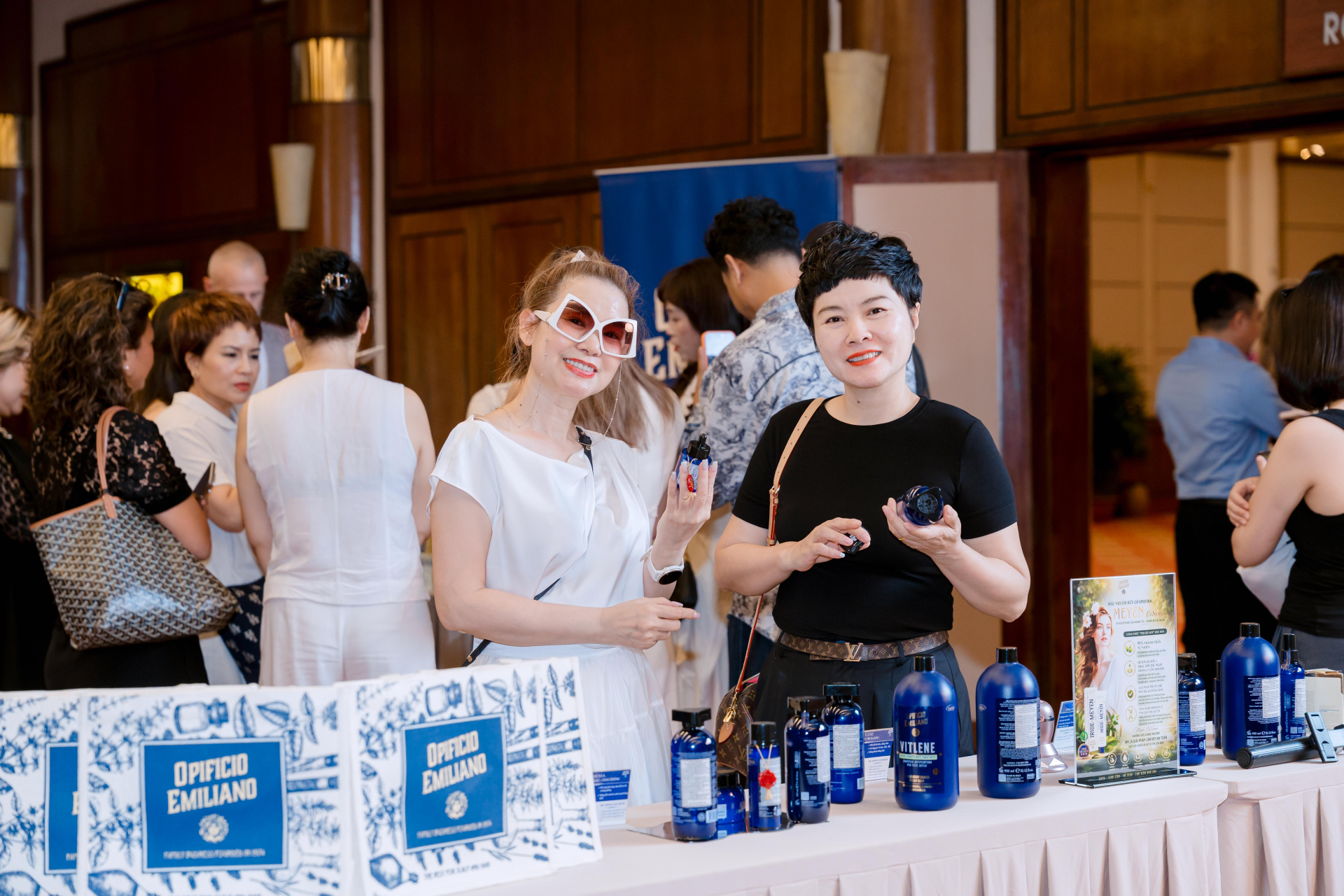 wave-of-serenity-ket-noi-cong-dong-nganh-toc-voi-chuan-muc-cham-soc-da-dau-theo-tinh-than-wellness-1