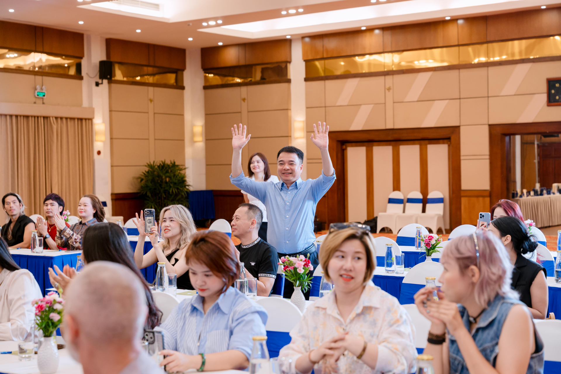 wave-of-serenity-ket-noi-cong-dong-nganh-toc-voi-chuan-muc-cham-soc-da-dau-theo-tinh-than-wellness-2
