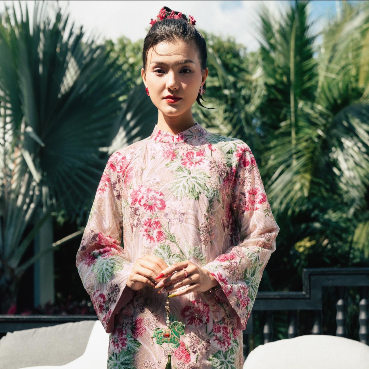 Áo dài Thục Phi. 