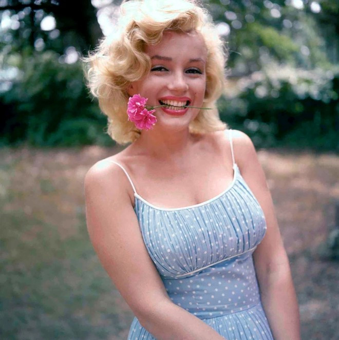 Biểu tượng điện ảnh Marilyn Monroe cũng từng áp dụng phương pháp này để duy trì vẻ trẻ đẹp 