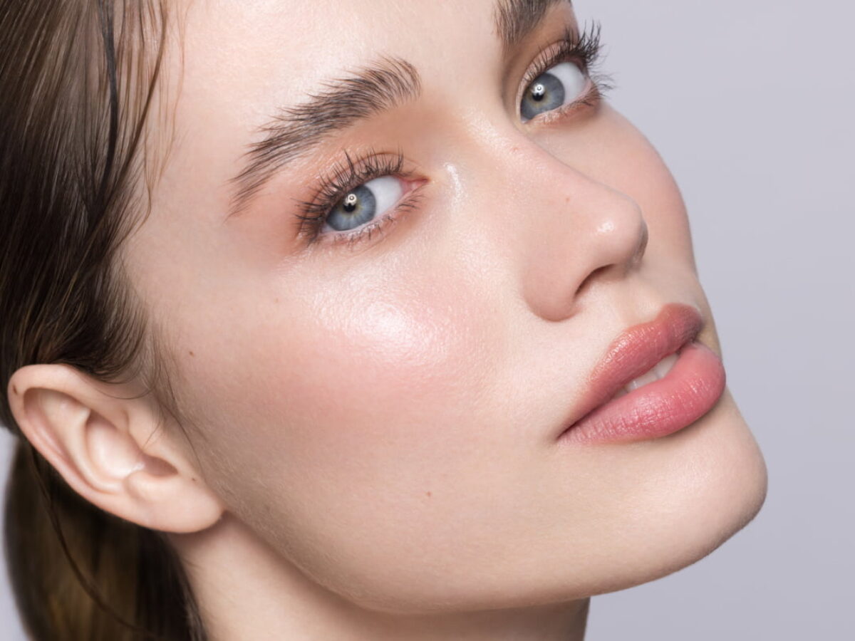 Bất kỳ ai cũng có thể tìm đến phẫu thuật tiêm môi để có được vẻ đẹp quyến rũ và tự tin 