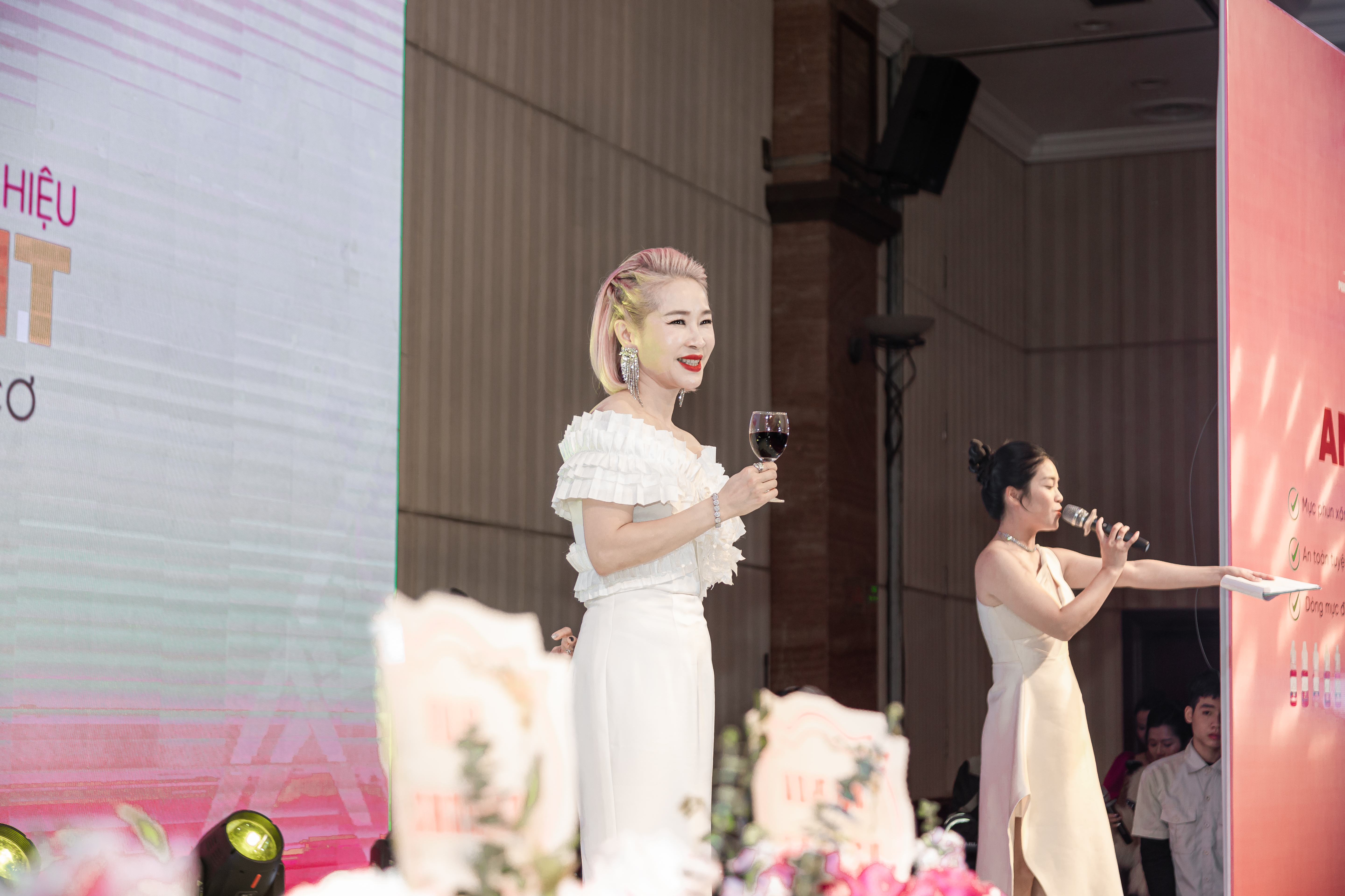 Hương Aoki - Nhà sáng lập, CEO của thương hiệu AM Pigment. 