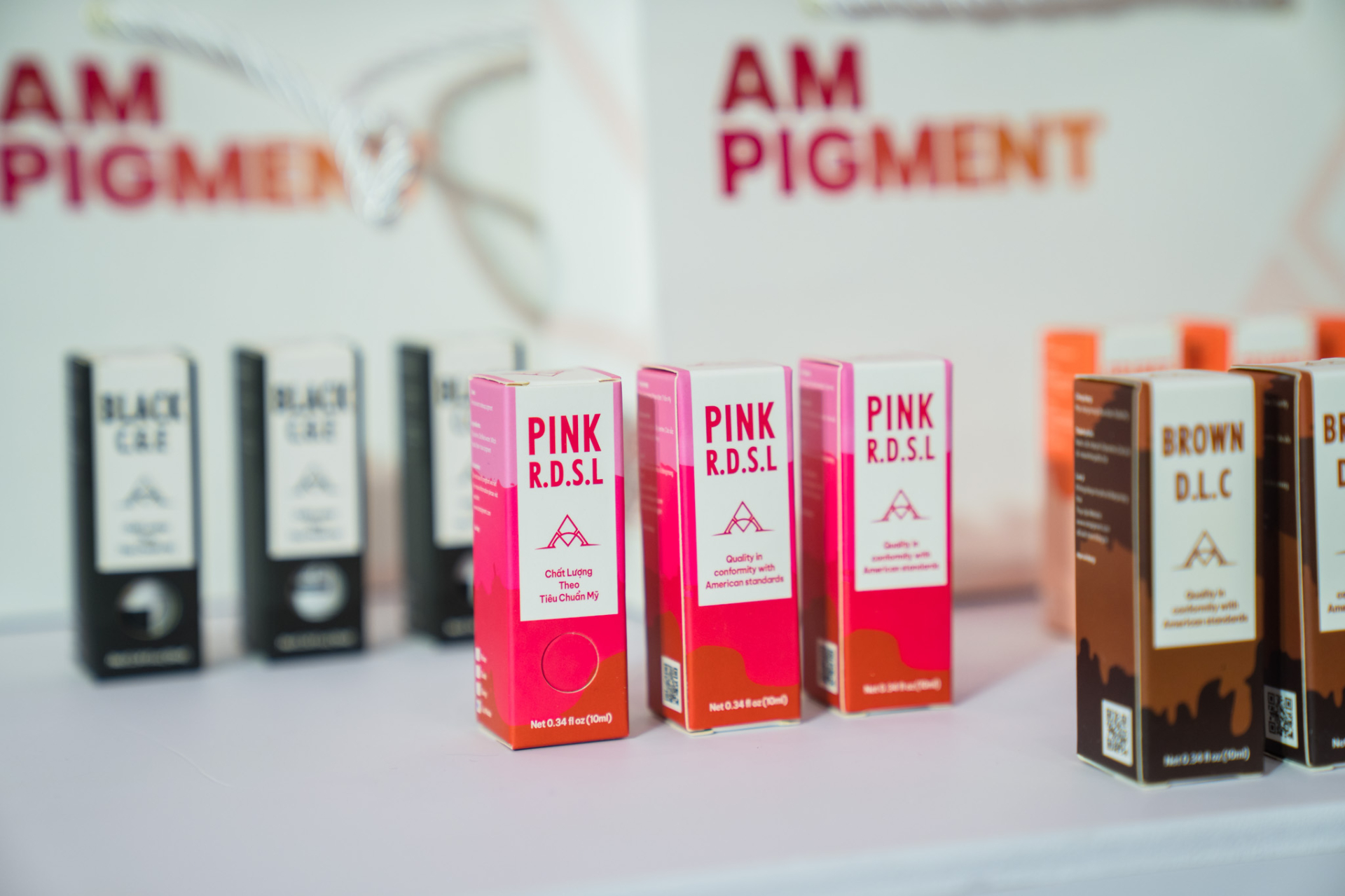 AM Pigment - biểu tượng của sự sáng tạo và chất lượng hàng đầu. 